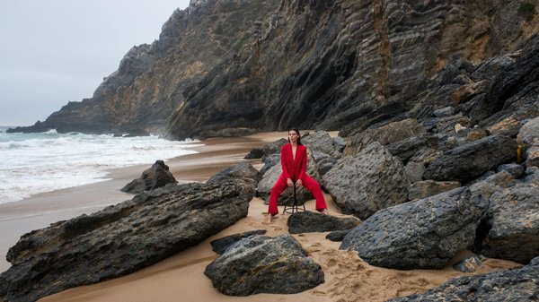 What are the steps to making a homemade spotted dick pudding?