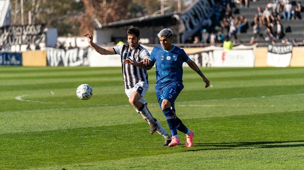 How Has the Evolution of UK Women's Fashion Been Influenced by Historical Events?